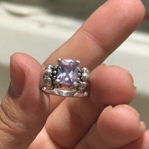 Elegant Sterling Silver 925 and Purple Lilac Ring